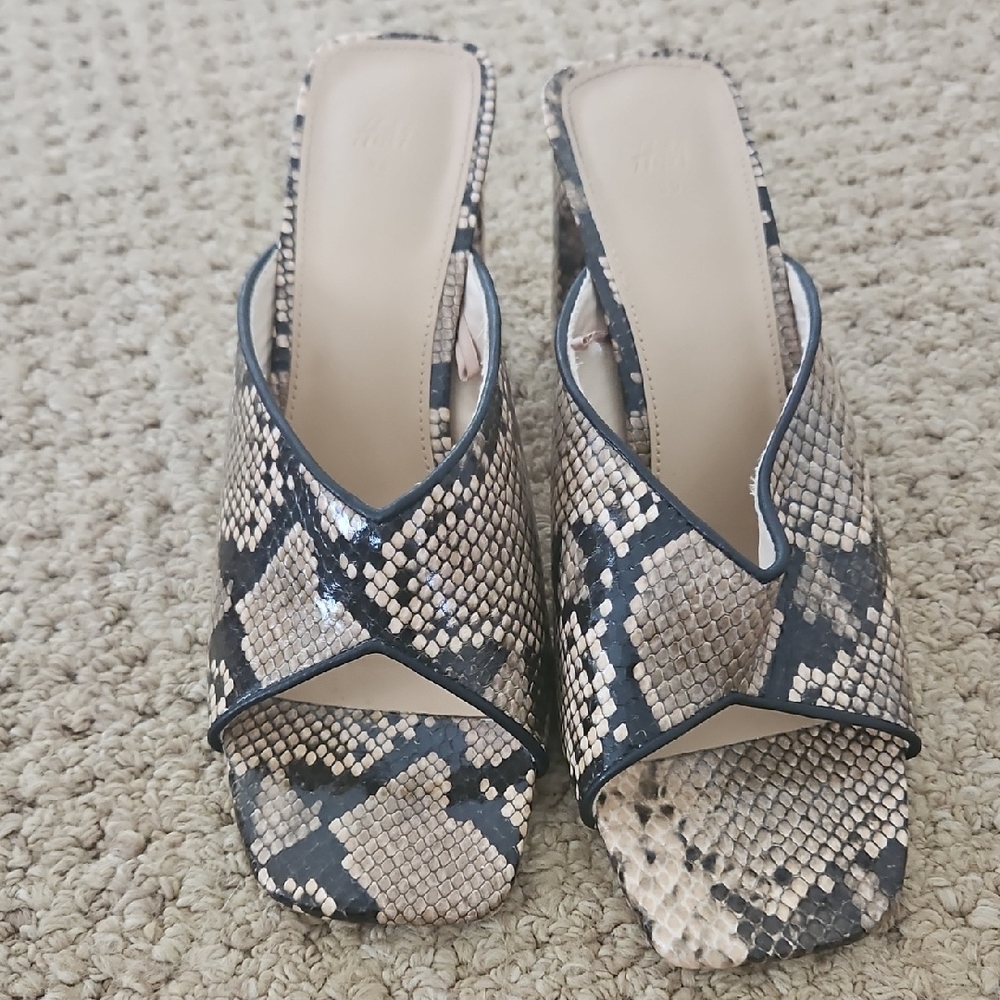 H&M Snake-Print Mules in Beige and Black